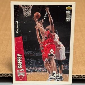 1997 Vintage Upper Deck Collector's Choice Jason Caffey Chicago Bulls NBA Card